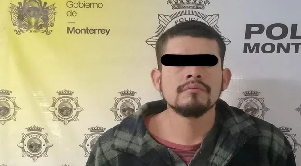Detienen a hombre por presuntamente robar 27 veces en Monterrey