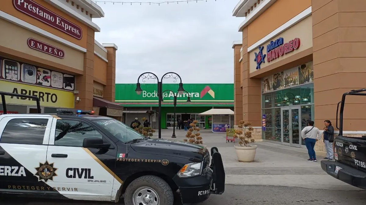 Guardia de tienda se enfrenta con ladrón y termina herido en Montemorelos, NL