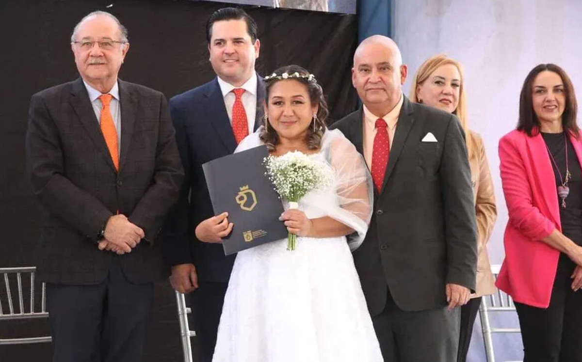 Pareja se divorcia y tras 43 años se vuelve a casar en Monterrey. | Leonel Rocha