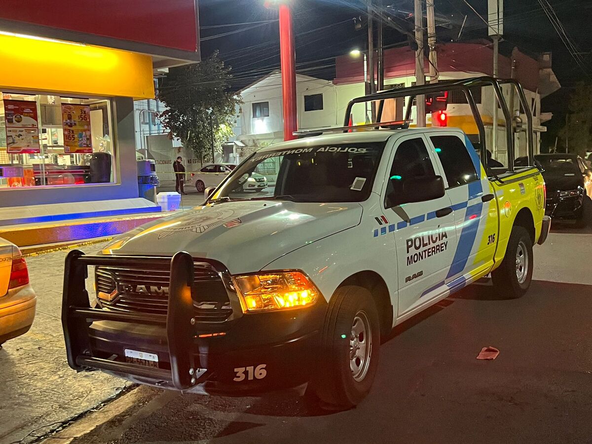 Localizan restos de animal al exterior de tienda de autoservicio / Mayte Villasana