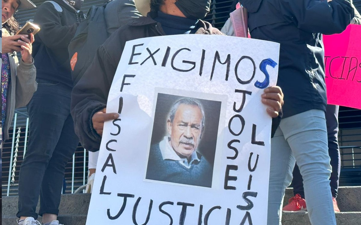 Víctor Martínez caminaba por la calle cuando fue embestido/ Especial