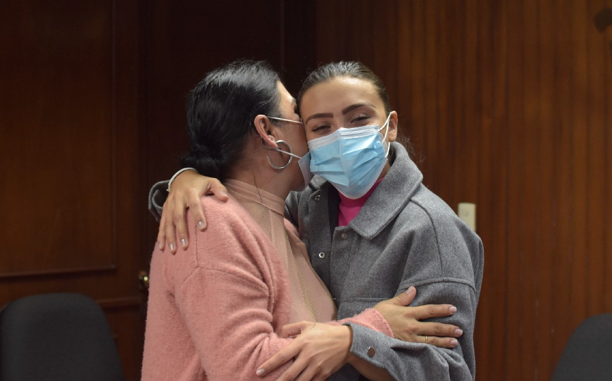 Madre dona riñón a su hija en IMSS de Nuevo León | Especial