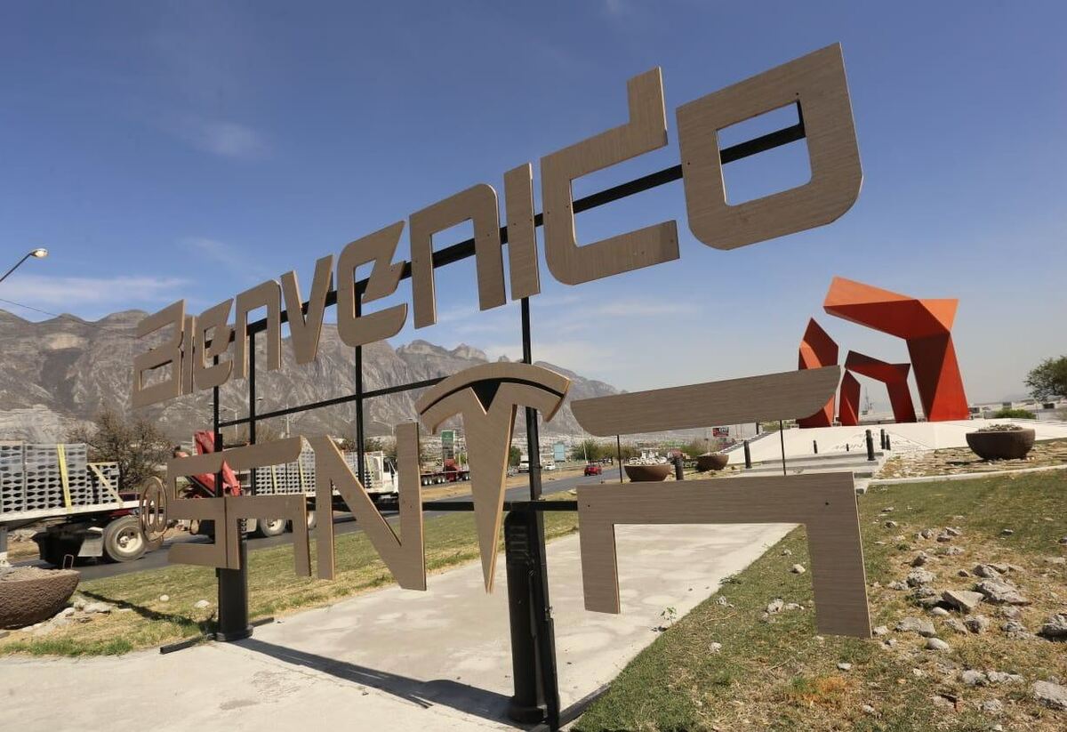 La empresa automotriz invertirá 5 mil millones de dólares en la construcción de la planta o “Gigafábrica”.