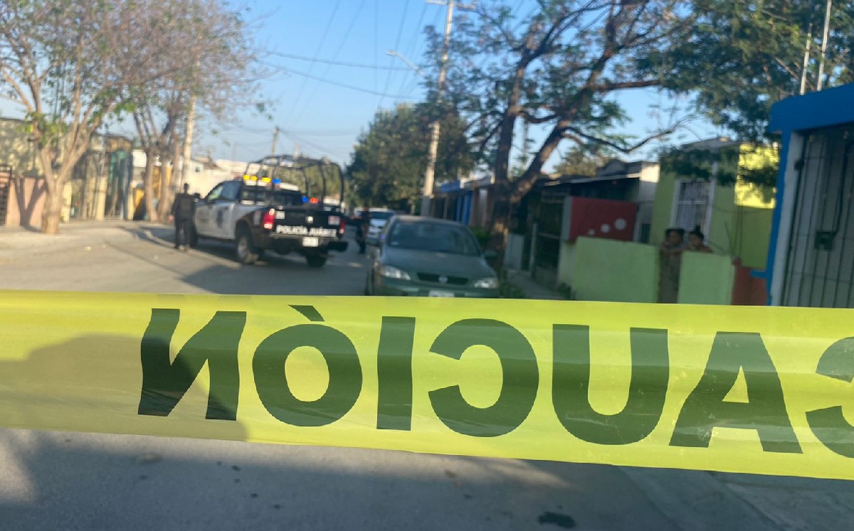 Matan a balazos a hombre adentro de su carro en Juárez, NL | Miranda Arias