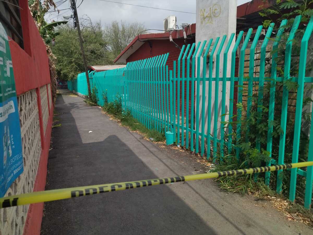 Autoridades señalaron que no hay cámaras de seguridad en las inmediaciones del plantel. | Sandra González