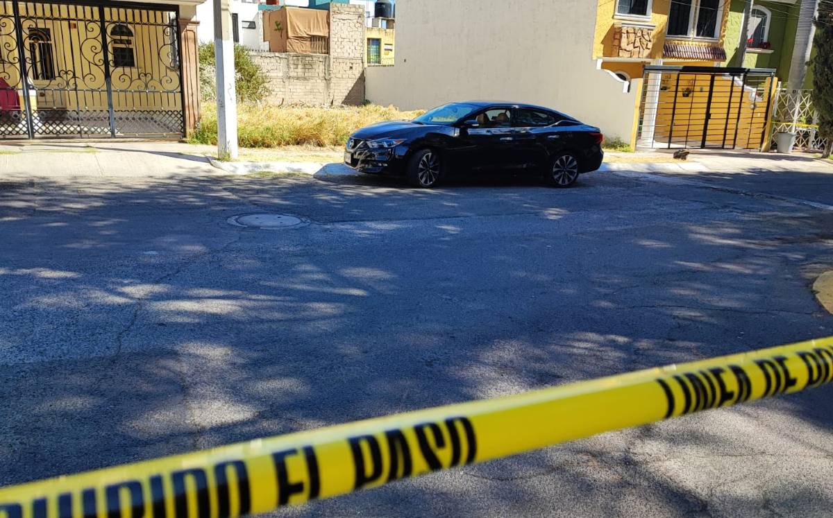 Auto abandonado en Zapopan/ Cortesía