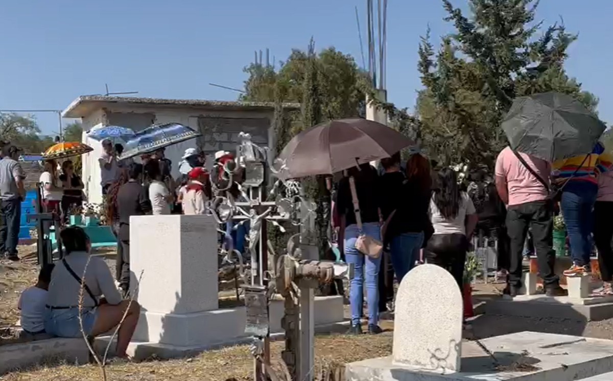 El joven fue sepultado en el panteón de San Isidro Atlautenco/Captura de pantalla