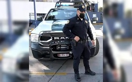 El oficial narró que al momento de la balacera se resguardó en la parte trasera de la patrulla y apuntando con su arma