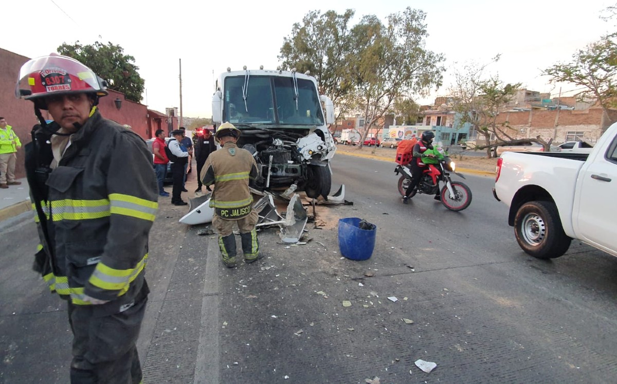 Accidente vehicular en Guadalajara / Juan Carlos Munguía