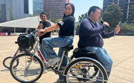 Bibi Karaoke es un proyecto creado por dos hermanos, el cual busca brindar un momento de diversión