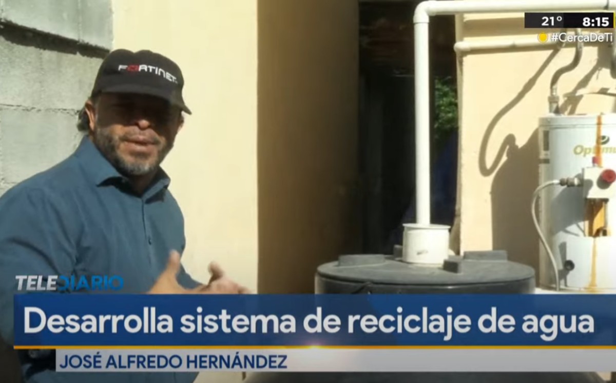 Hombre crea sistema de reciclaje de agua. | Especial