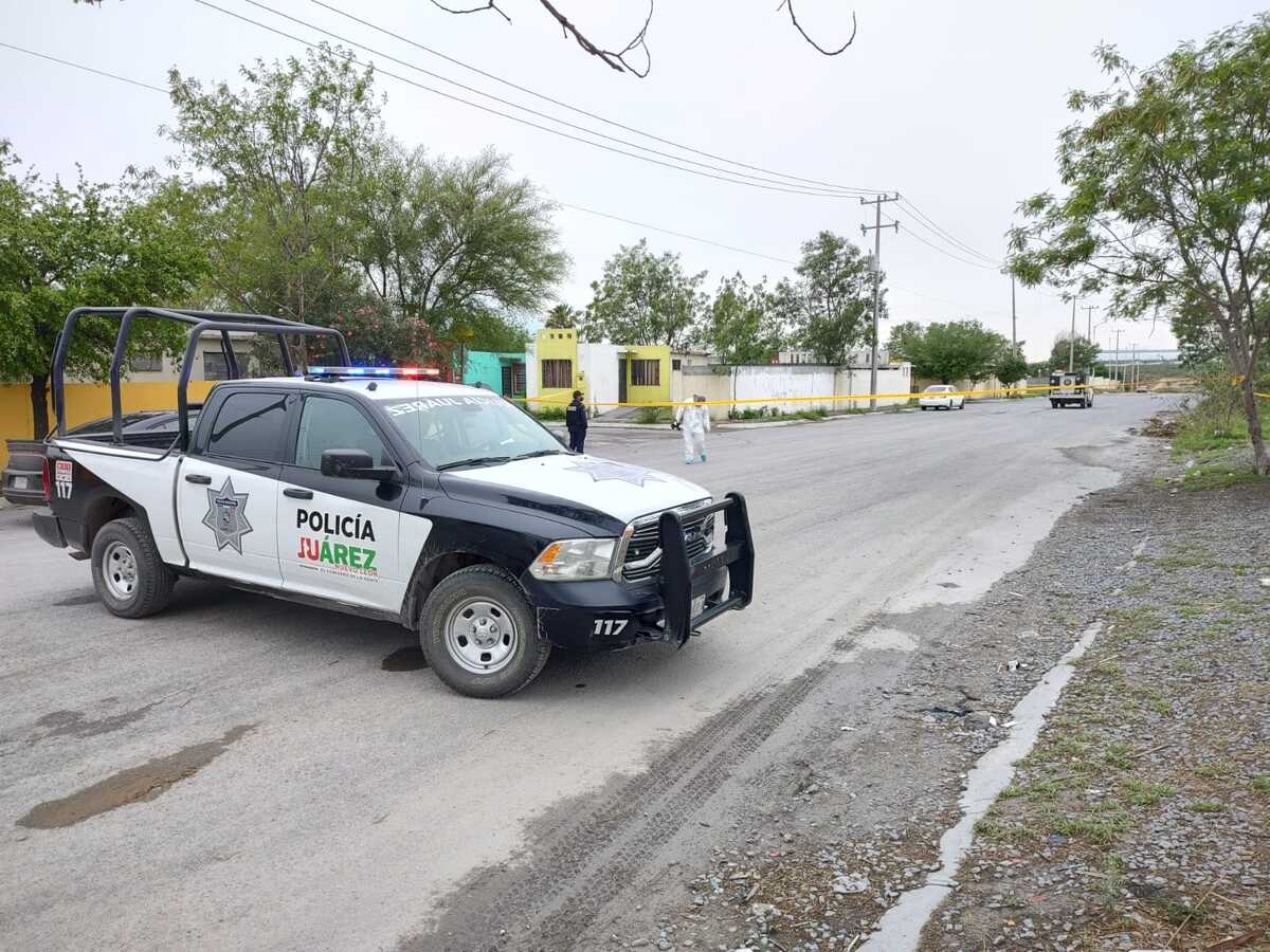 El hallazgo de la fémina fue reportado poco después de las 8:00 horas al final de la avenida Sierra Negra. | Agustín Martínez