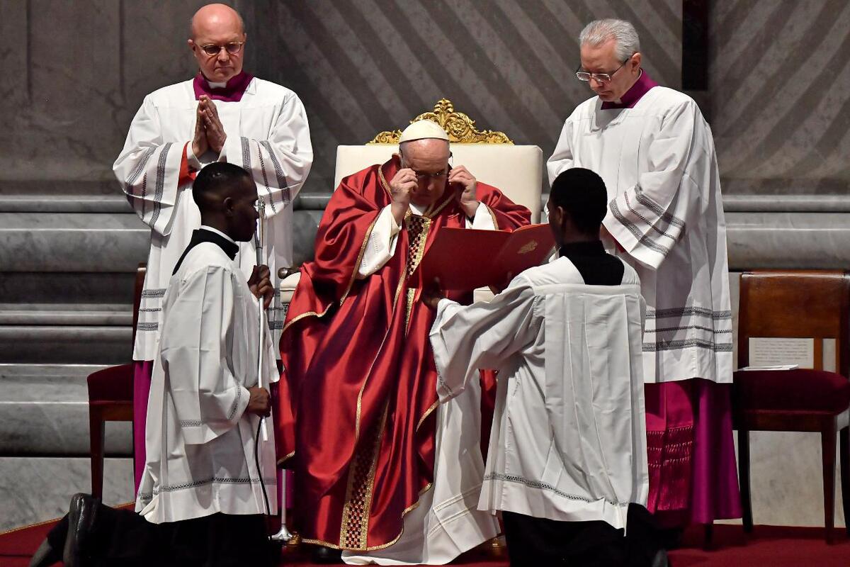 El papa Francisco siguió el servicio desde su residencia en el Vaticano | Agencia AFP