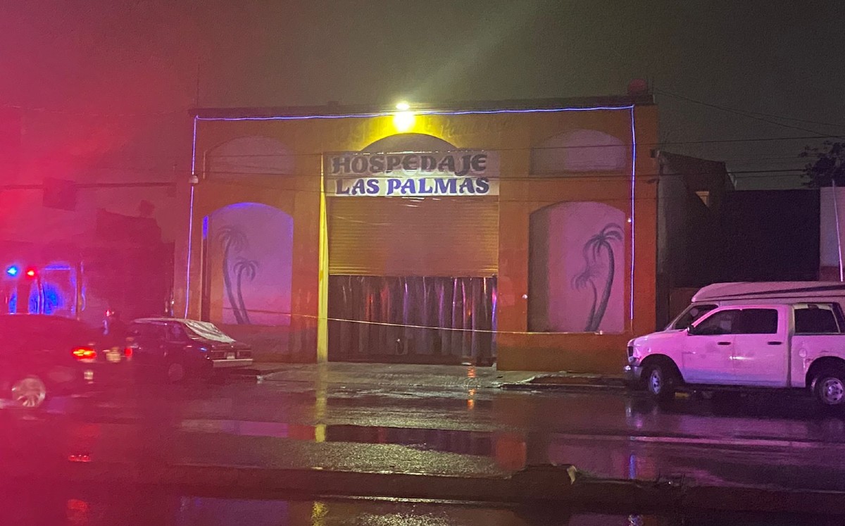 Hombre muere tras ser atacado a balazos y estrellarse contra motel en Monterrey. | Miranda Arias