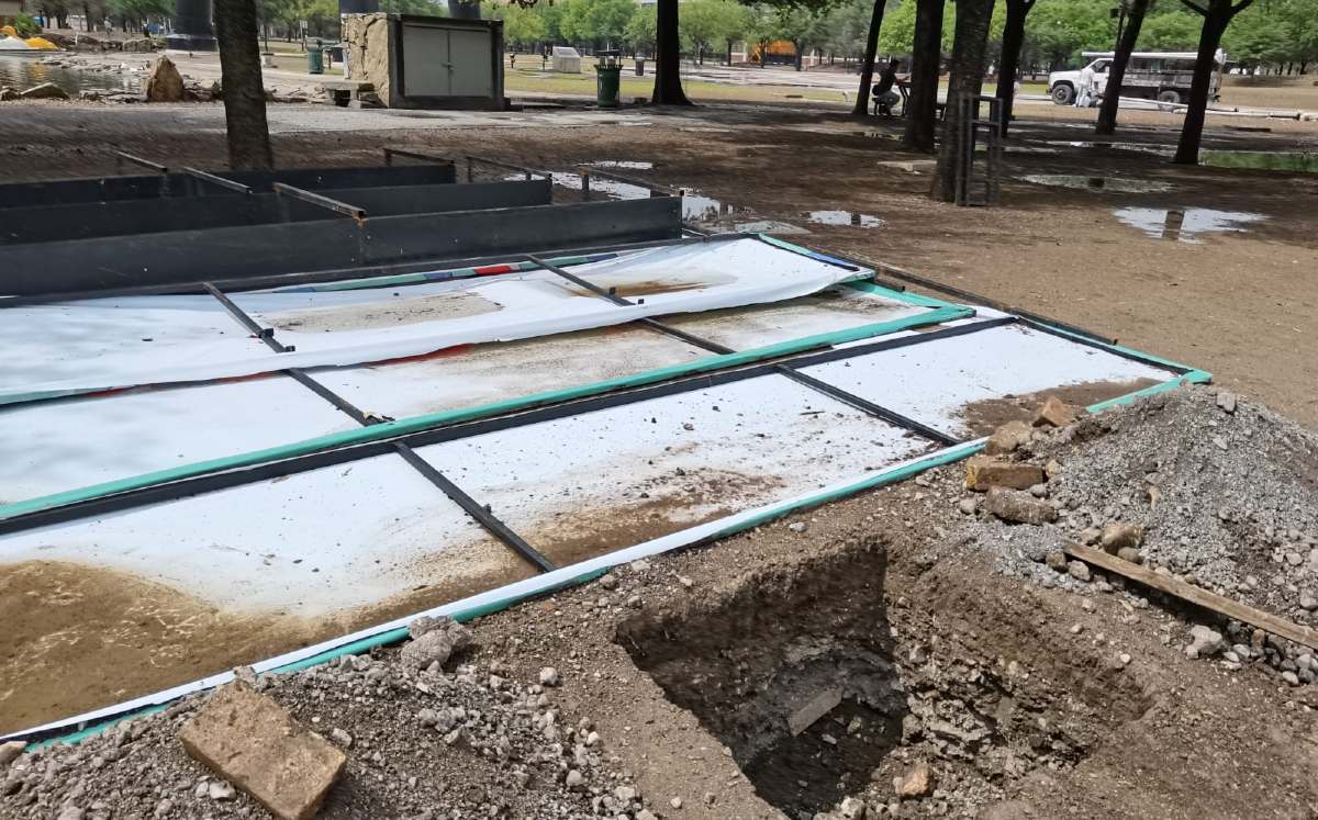 Infraestructura del Pa’l Norte permanece en el Parque Fundidora. | Alexandra Amao