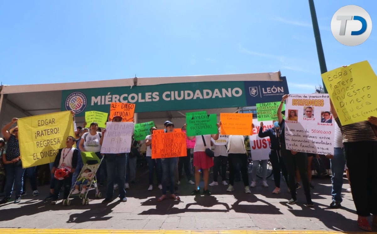 Protestan en León víctimas de fraude inmobiliario / Dany Béjar