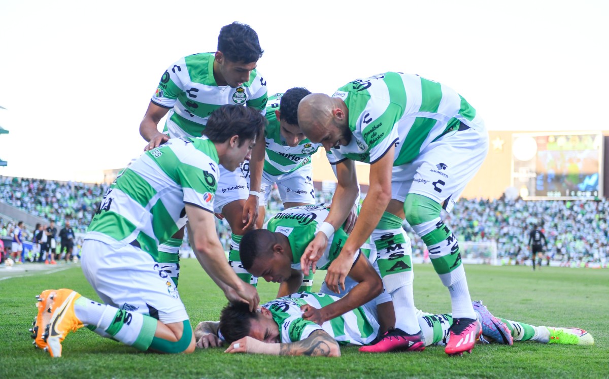 Santos Laguna, por el milagro en Monterrey | Foto: Mexsport