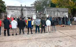 Detienen a motociclistas
