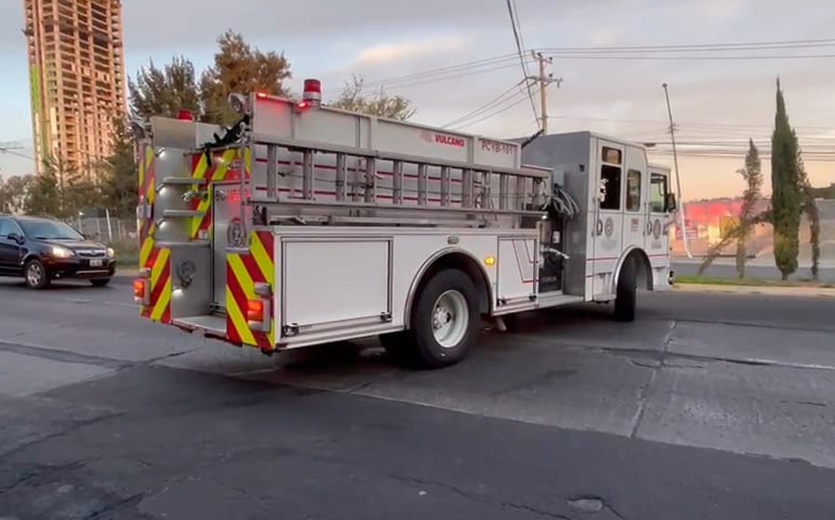 Camión de bomberos de Zapopan / Juan Carlos Munguía