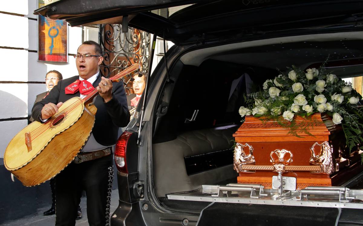 Homenaje al diputado Mariano Reyes | Agencia Enfoque