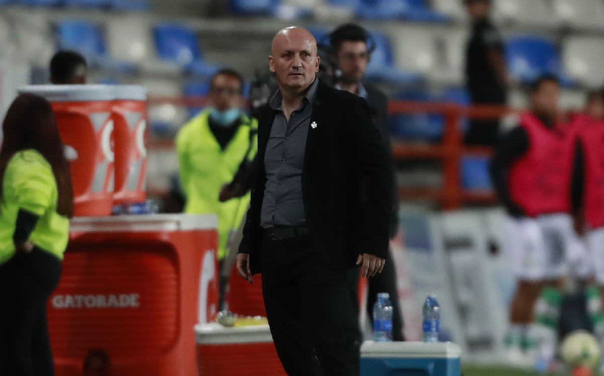 Pablo Repetto, indiferente con críticas hacia Santos por ser 13 | Foto: Mexsport