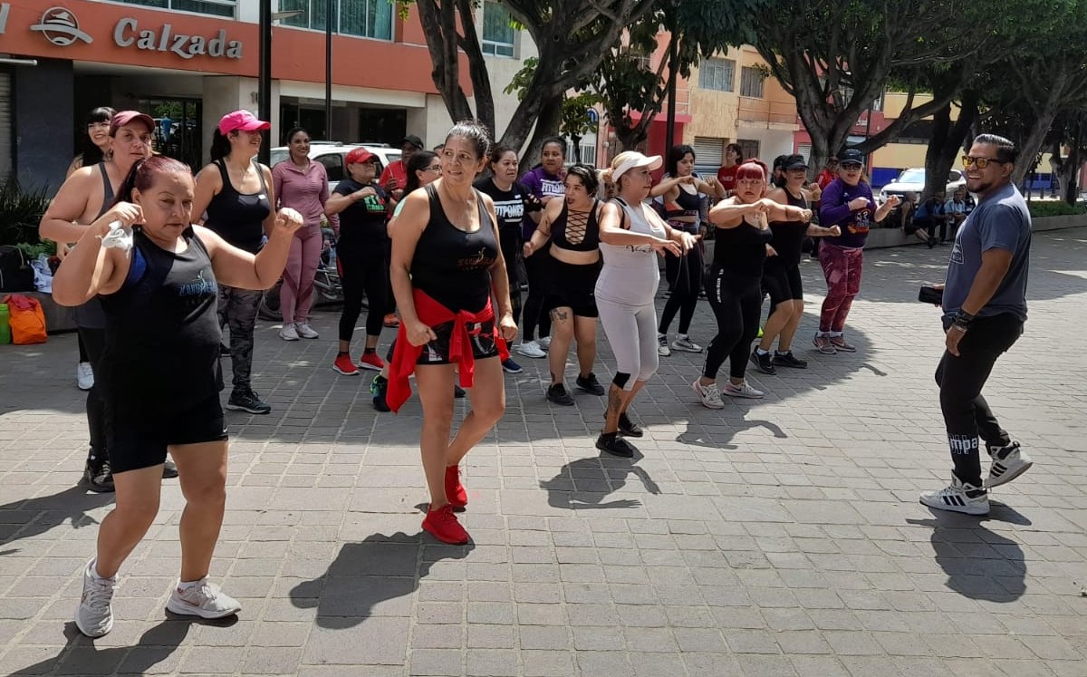 Ruta León celebra aniversario con música y baile en Arco de la Calzada / Guillermo Esquivel
