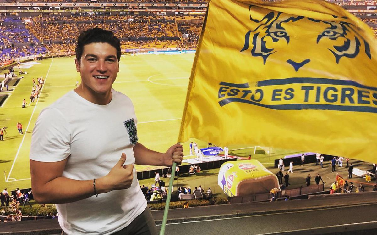 Samuel García en estadio de Tigres. | Especial