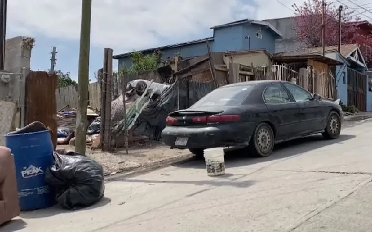 En Tijuana, civiles armados balean casa por error y hieren a niña de diez años | Especial