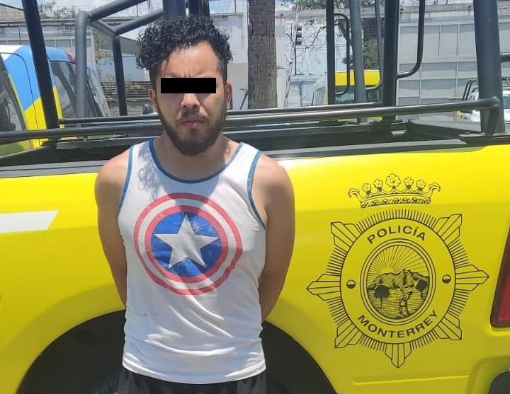 Manuel H de 26 años de edad fue detenido por la Policía de Monterrey. | Cortesía