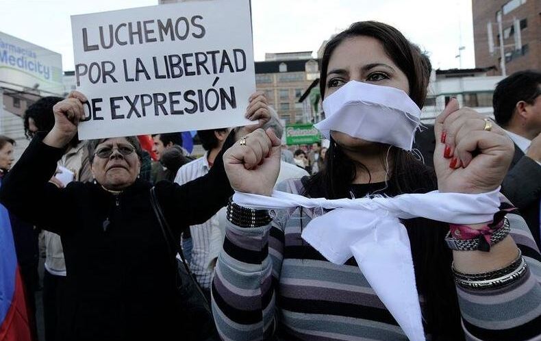 Libertad de expresión: Cómo se viola en México y dónde denunciar|  Telediario México