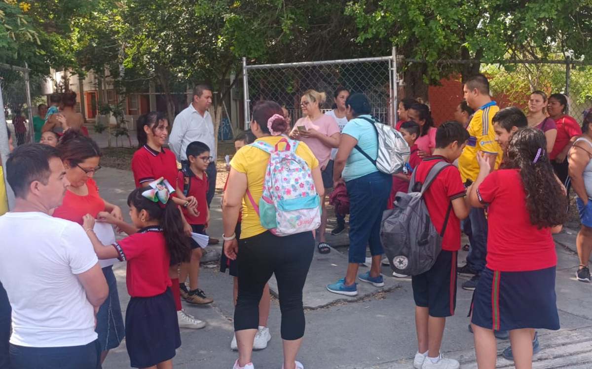 Roban cableado y dejan sin luz a niños de escuela en Monterrey. | Fabricio Gallegos