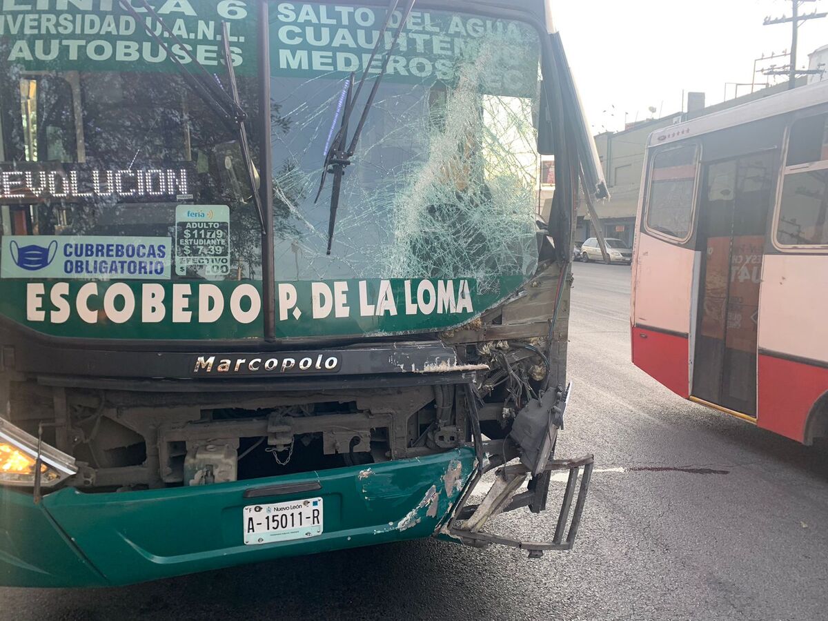 Las personas involucradas aparentemente no sufrieron lesiones de gravedad. | Martín Ocañas