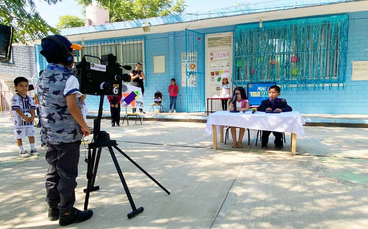 Mini Telediario en Santiago | Pamela Villanueva