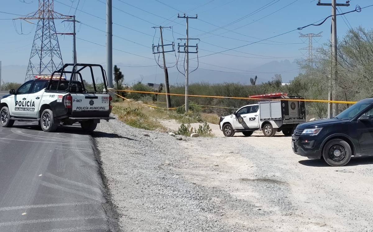 Hallan muerta a mujer en zona despoblada de Salinas Victoria. | Agustín Martínez