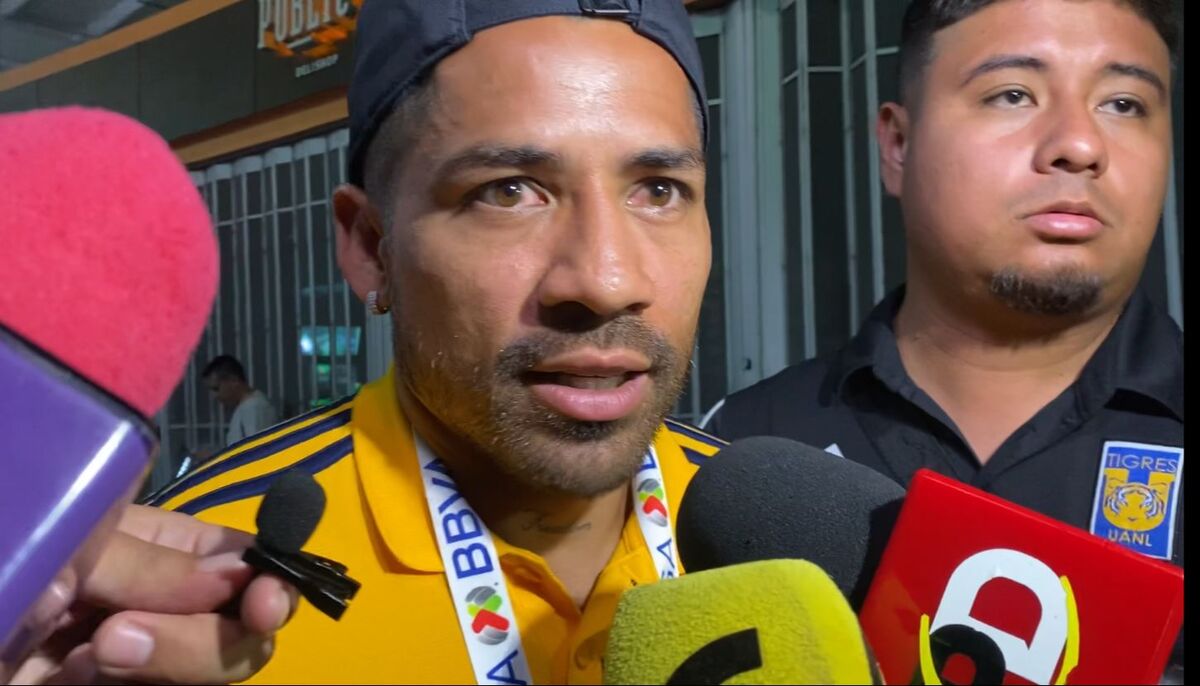 Javier Aquino de los Tigres UANL