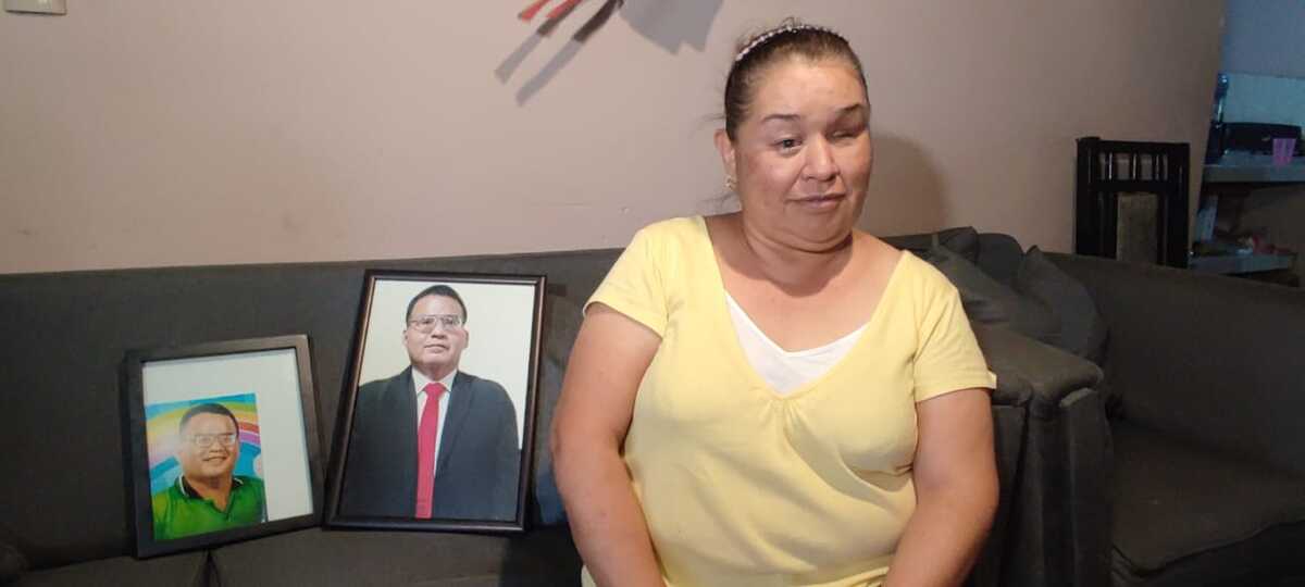 Esposa de maestro fallecido / Francisco Zúñiga