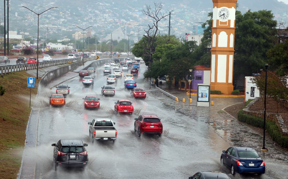 Lluvias | Leonel Rocha