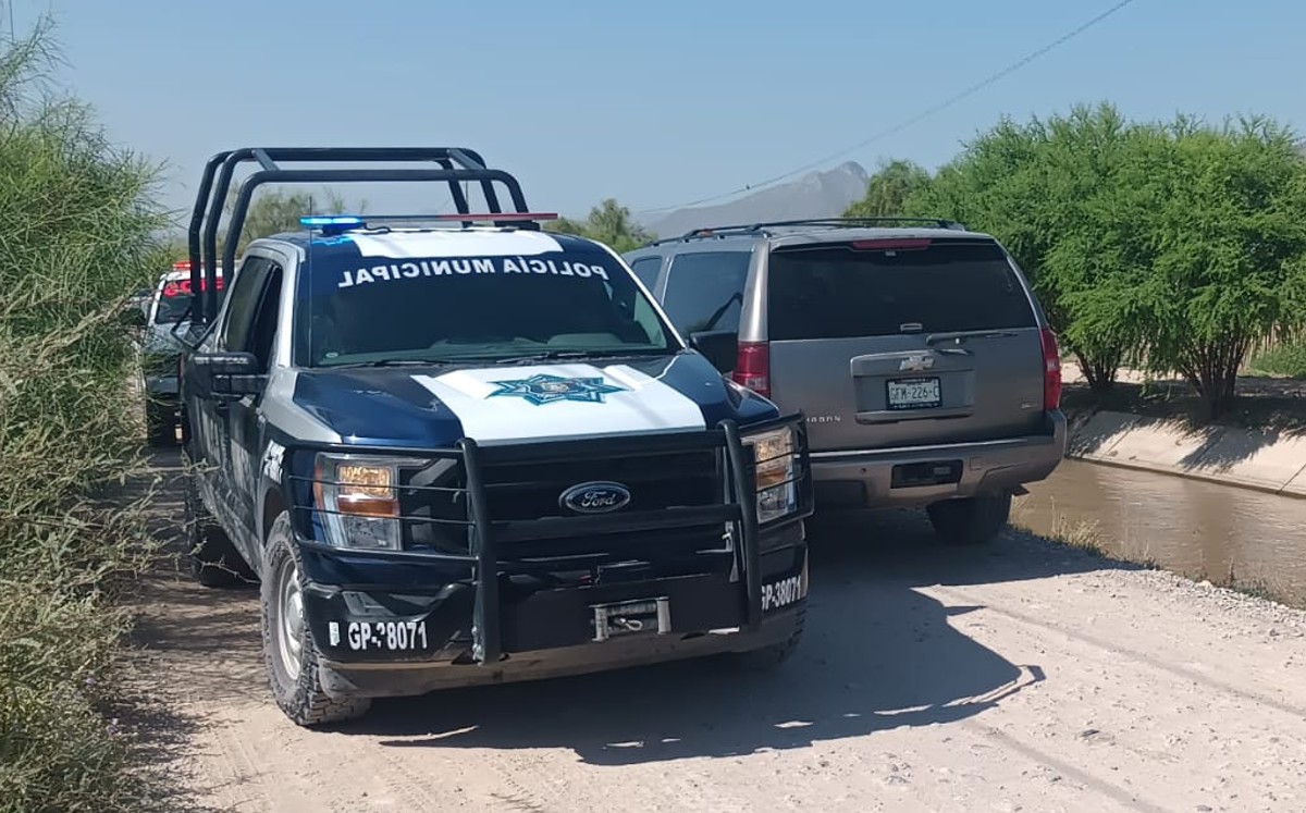 Autoridades rescatan cuerpo de menor que murió ahogado en canal de riego en Lerdo