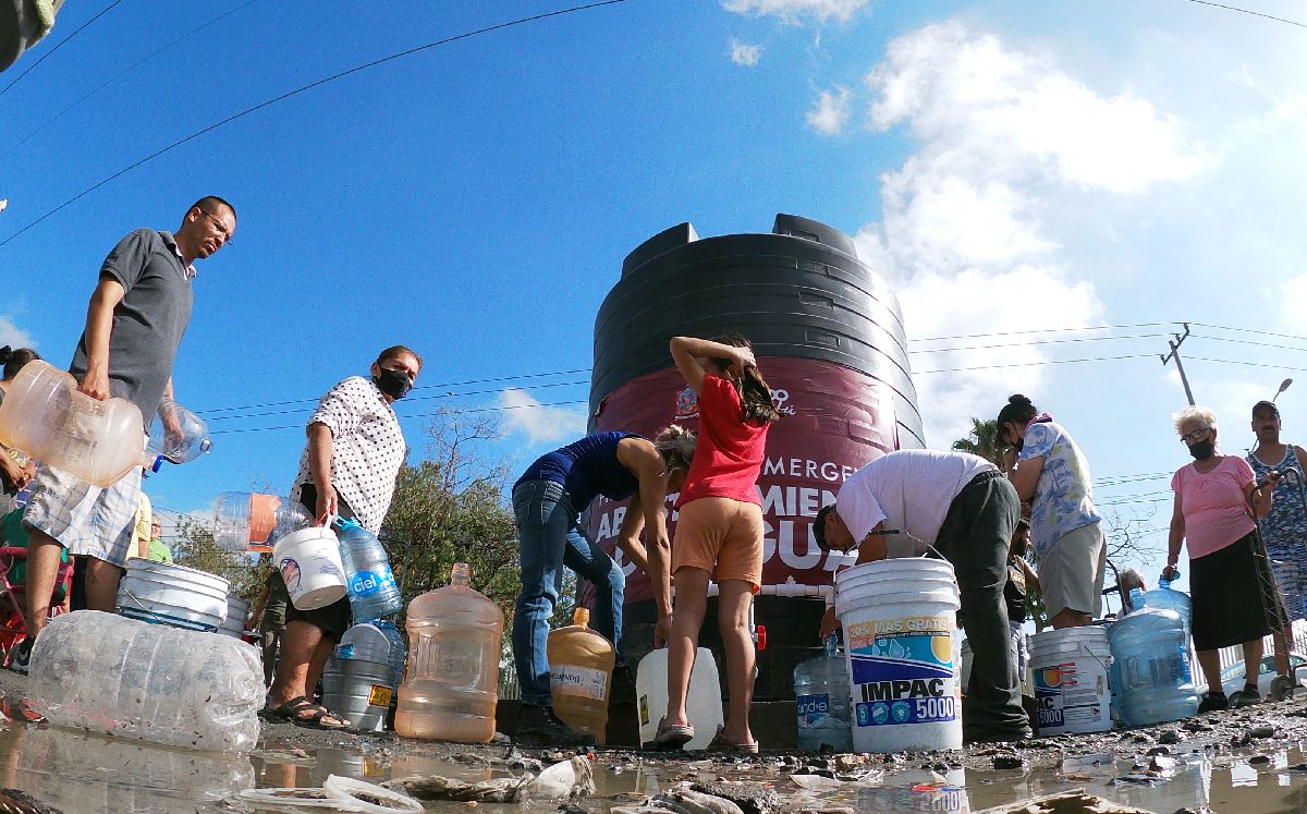 Cortes de agua | Roberto Alanís