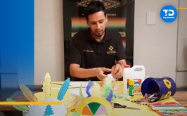 El artista Iván Zamora impartió un taller online sobre la elaboración de un penacho con cartulinas y materiales que se pueden encontrar en casa.