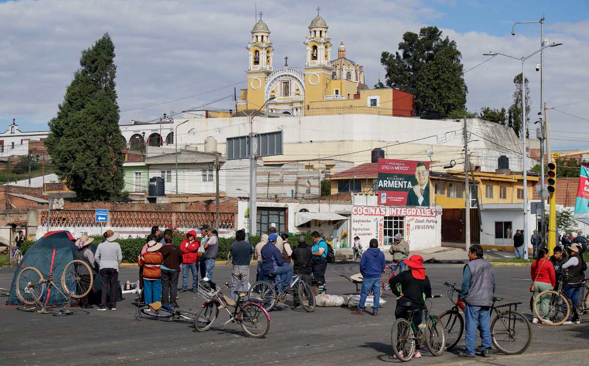 Los manifestantes se retiraron tras conocer que el gobierno de San Pedro Cholula desistió de la construcción del pozo / Agencia Enfoque