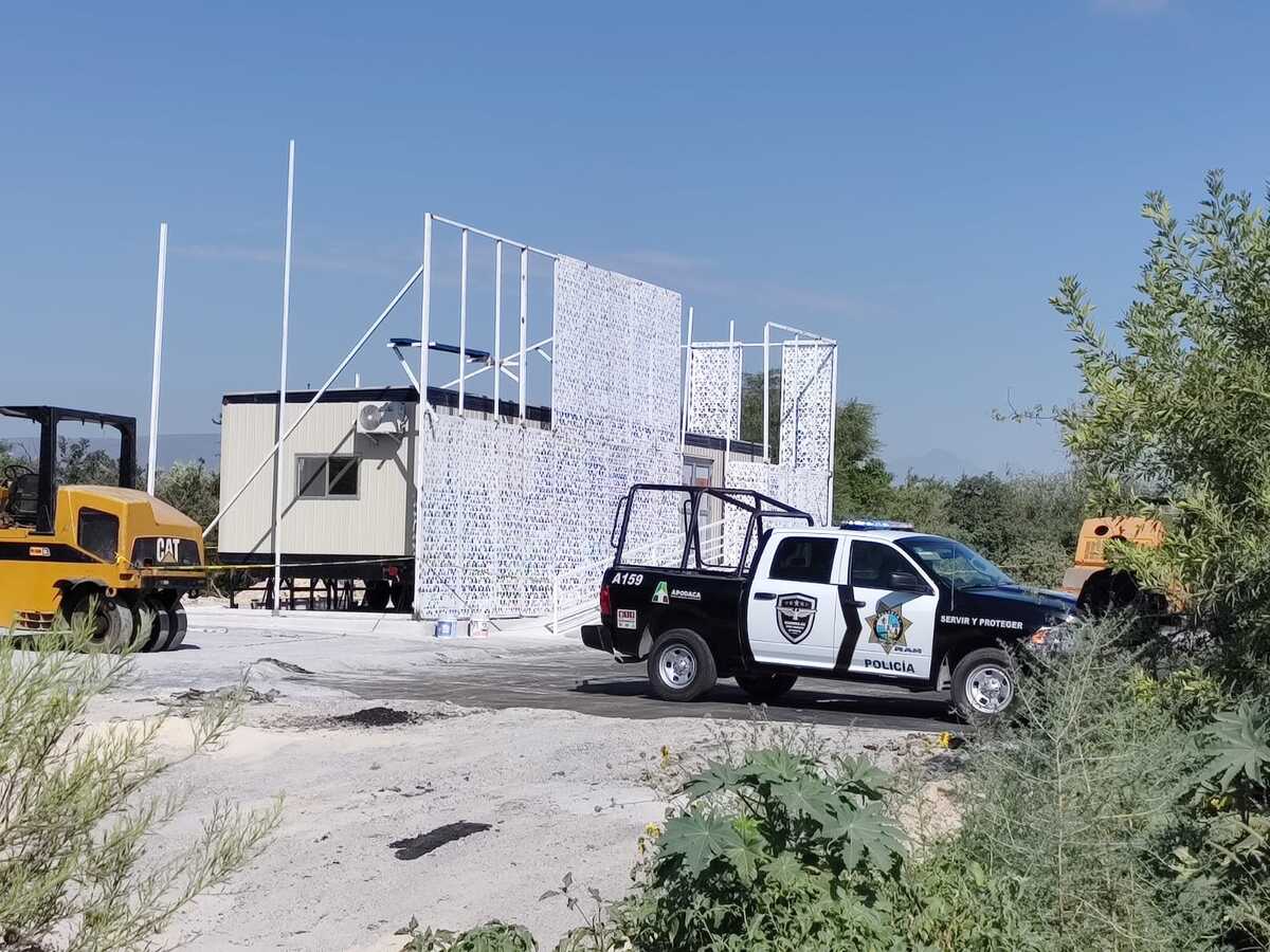 Se especula que la mujer podría haber estado dormido o recostada en el camastro cuando fue asesinada de un tiro. | Agustín Martínez