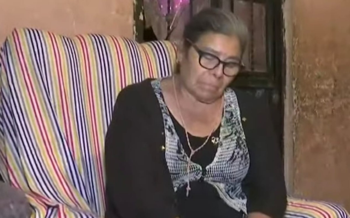 Mujer pide ayuda tras inundaciones en Zapopan / Dalia Rojas