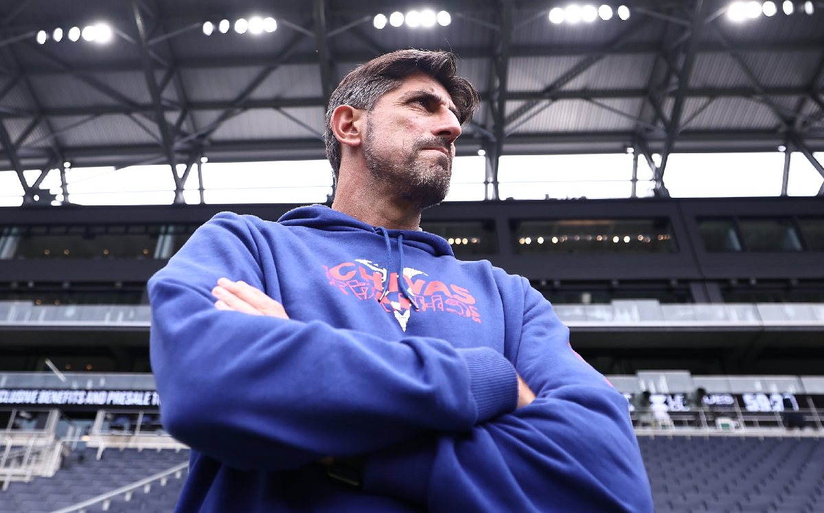 Veljko Paunovic, entrenador del Guadalajara / CORTESÍA: @Chivas