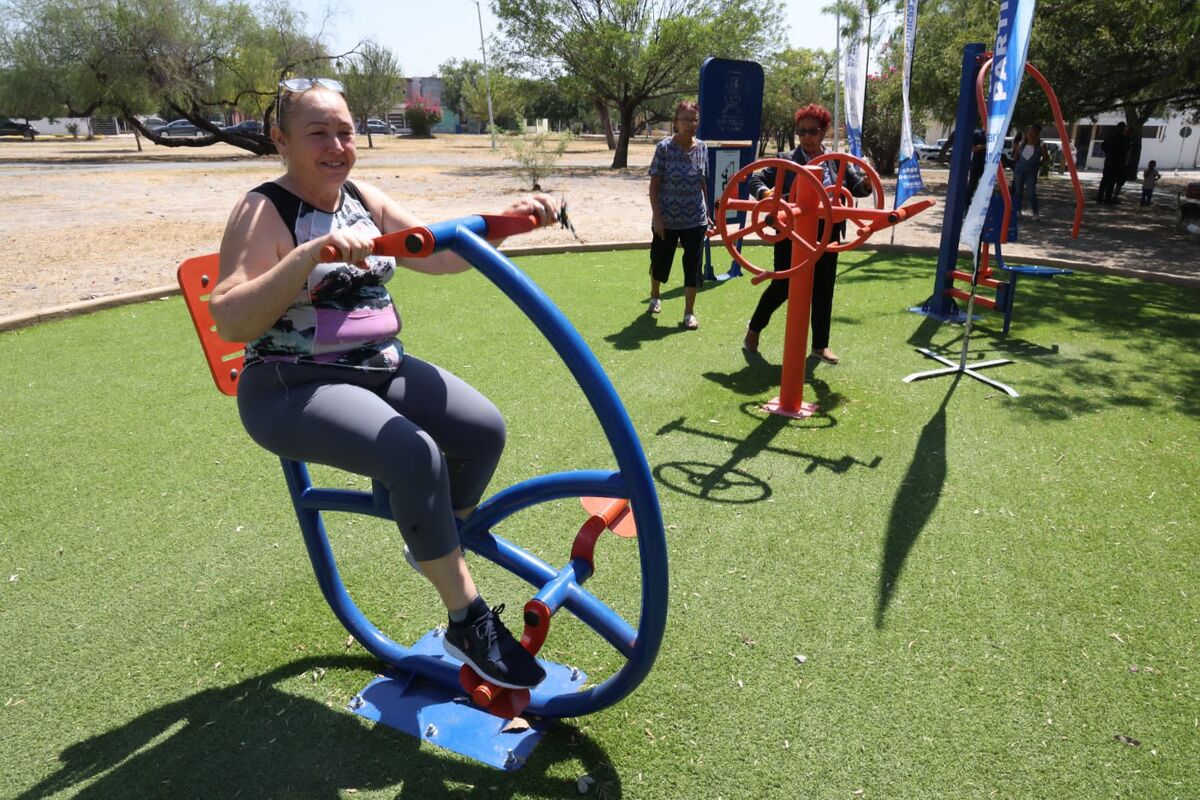 La plaza de la colonia Arboledas del Mezquital fue rehabilitada con los espacios especiales. | Cortesía