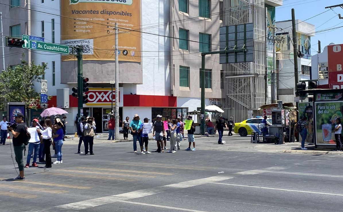 Comerciantes se manifestaron por multas excesivas e incumpliendo de acuerdos de las autoridades. | Pamela Villanueva