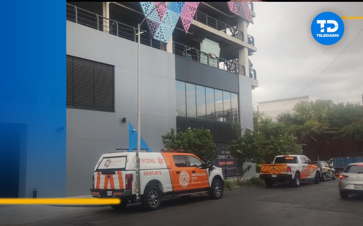 Varias personas quedan atrapadas en elevador en torre de departamentos en Monterrey. | Francisco Zúñiga