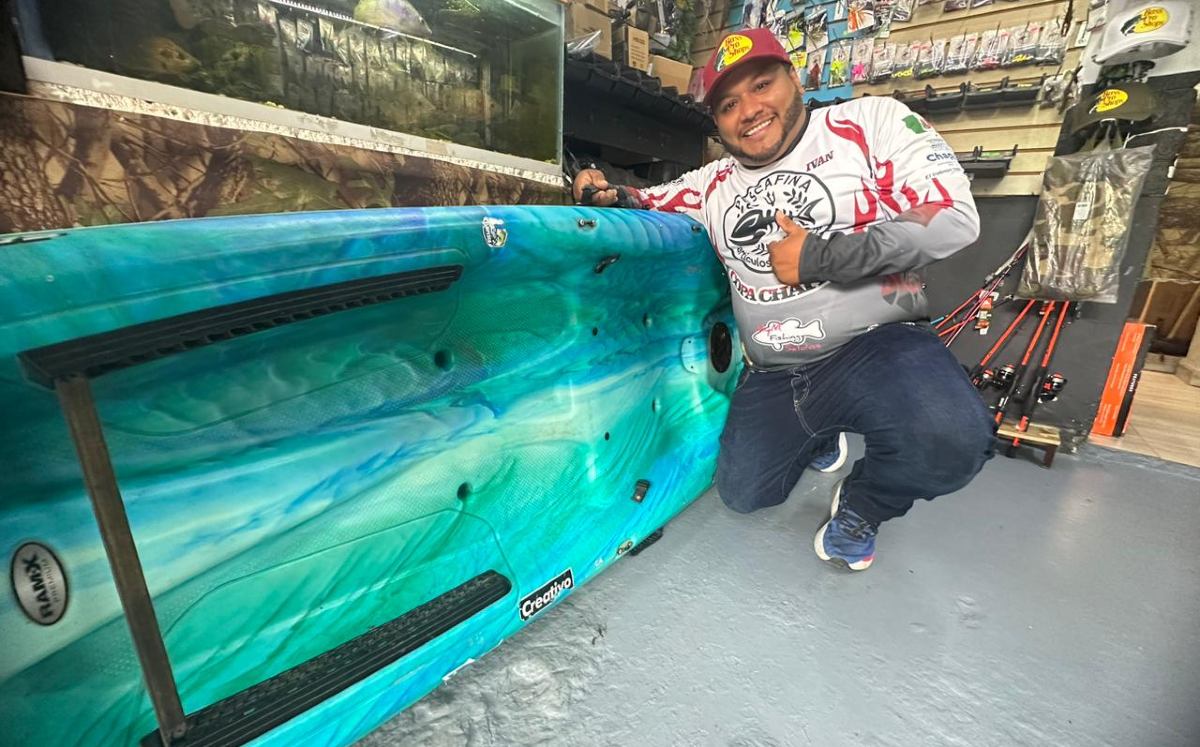 Iván Paredes, hombre que navegó en kayak en Guadalajara / Pablo Núñez