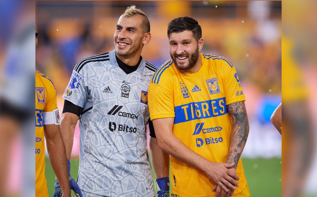 André-Pierre Gignac y Nahuel Guzmán, jugadores de Tigres / CORTESÍA: @Mexsport