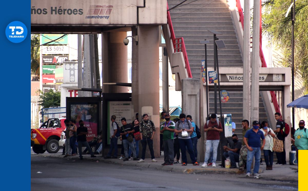 Parada del camión en Nuevo León | Roberto Alanís